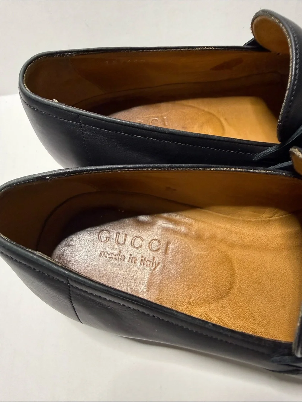 Gucci Black Leather Slip-On Loafers with Silver Interlocking G Almond Toe